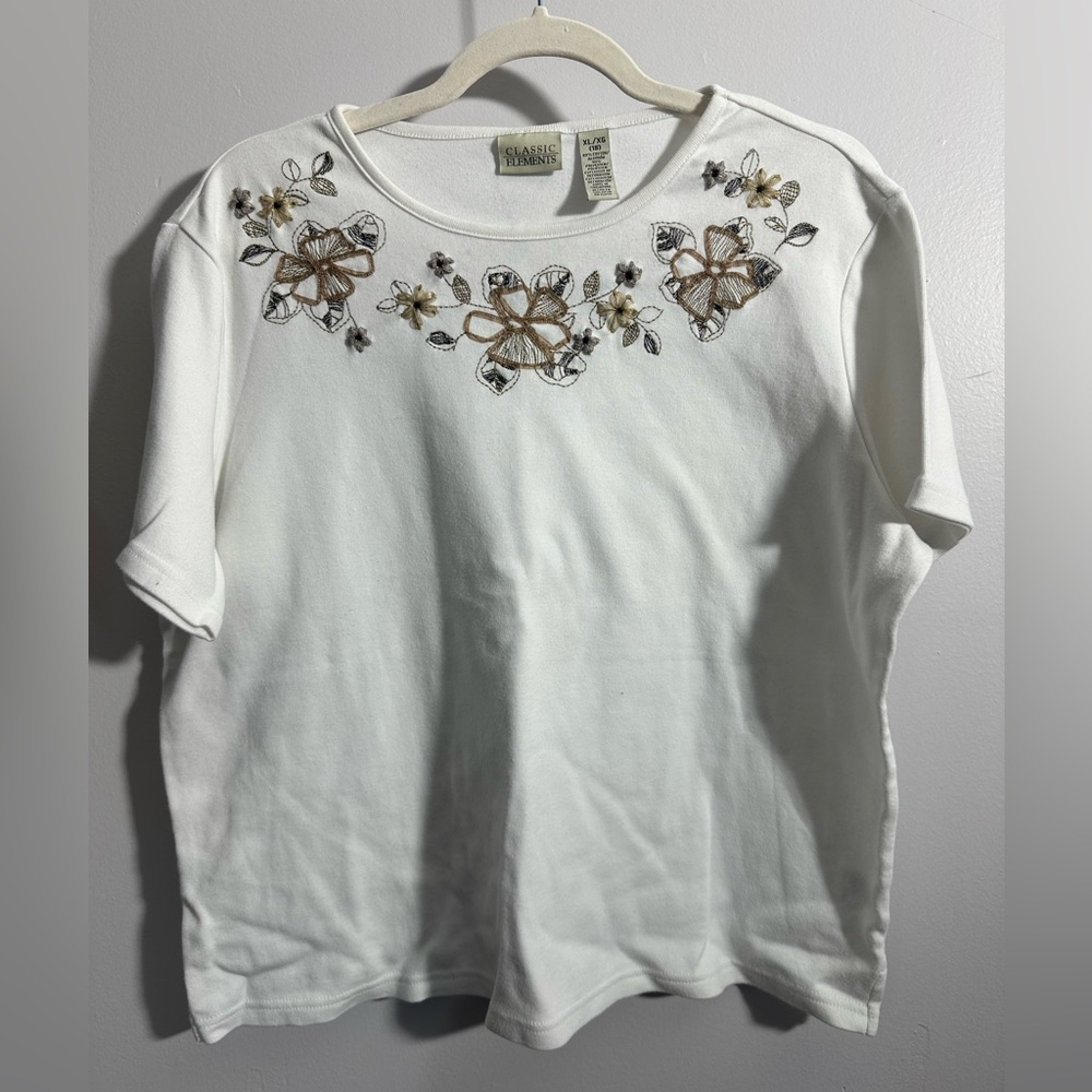 Classic Elements Women's XL White Floral‎ Short Sleeve T-shirt | SKU 0589